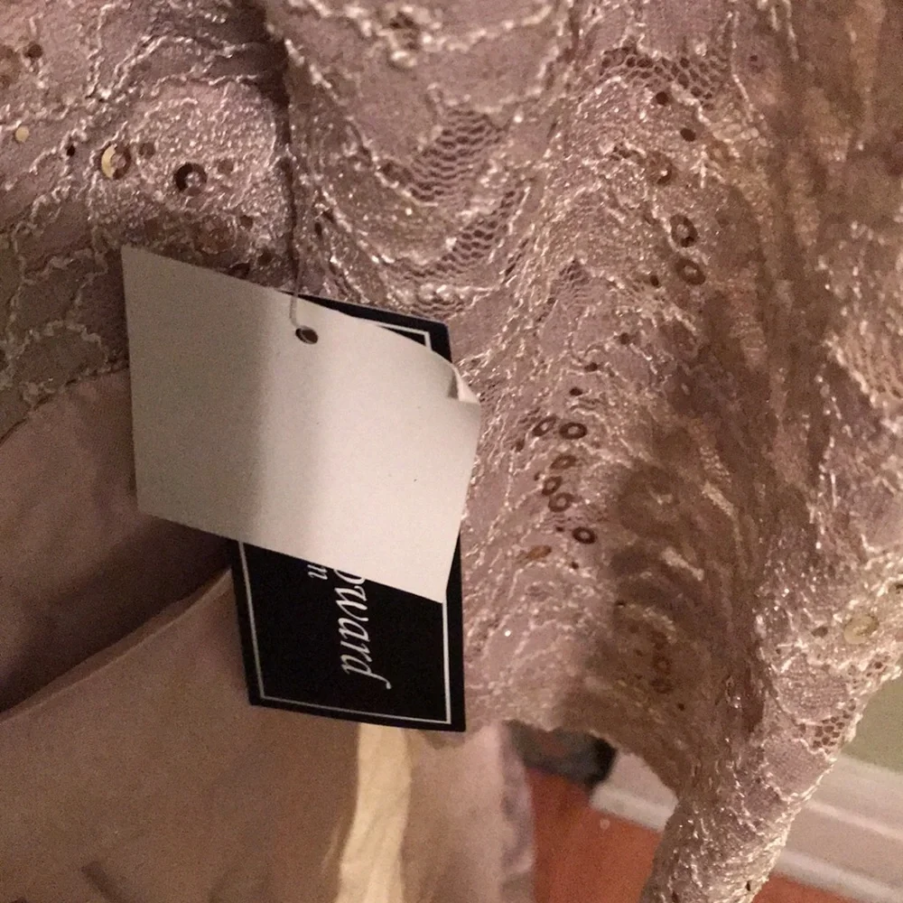 Dress - Picture 8 of 8